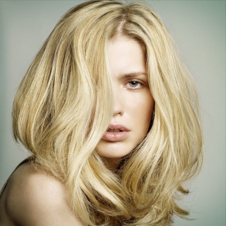 Fashionable shades of blond: how to choose your color and not be mistaken