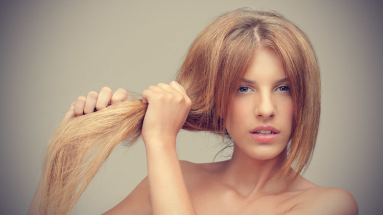 Methods for restoring thin thin hair at home and in the salon