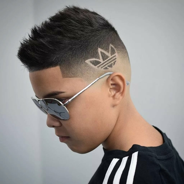 Hairstyle ideas with drawings on the head for boys