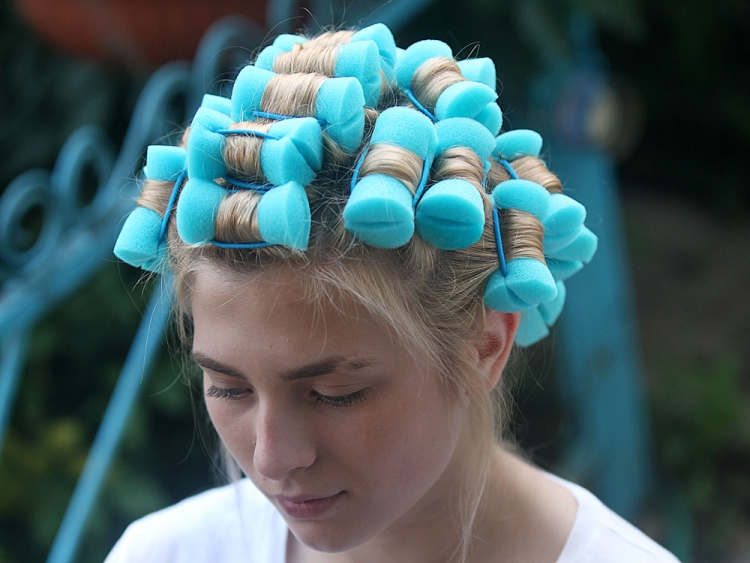 How to properly wind hair on curlers at home, methods and techniques