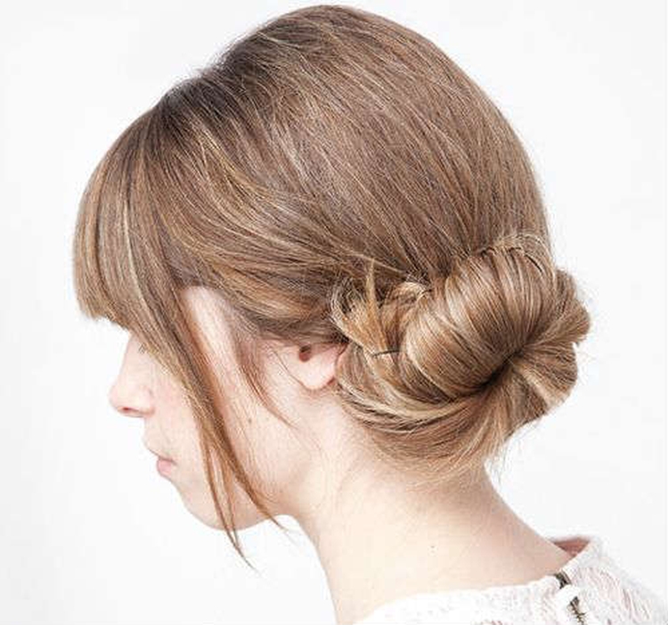 Do-it-yourself bun for long hair