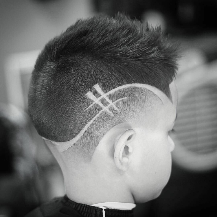 Hairstyle ideas with drawings on the head for boys