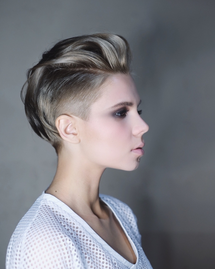 Women's haircuts with shaved temples