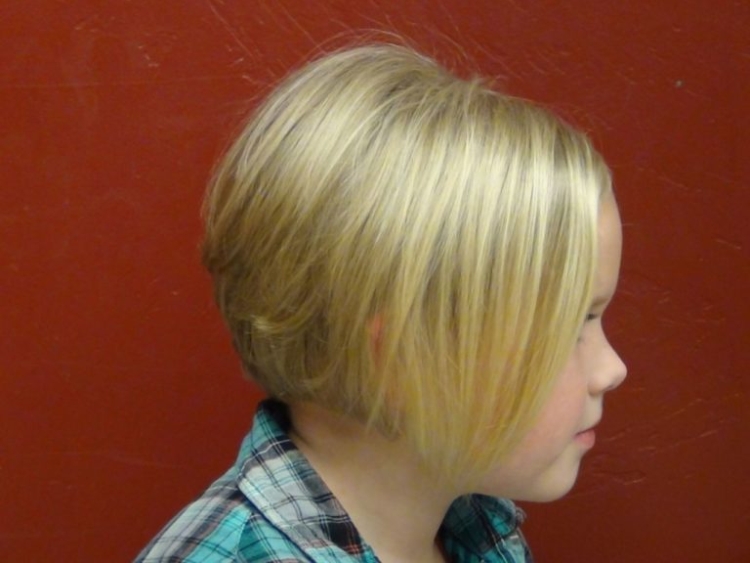 Short haircuts for girls 7-8 years old