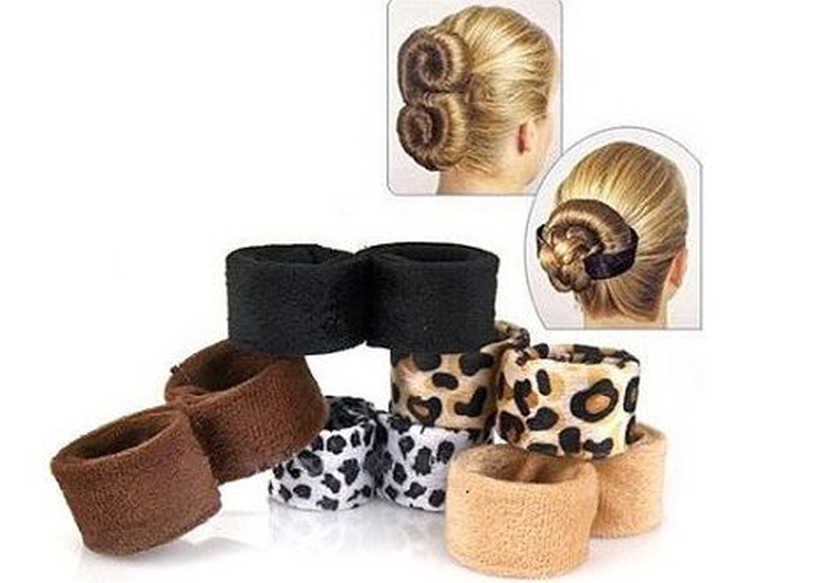 Hair clip hairstyle with barrettes