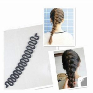 Hair clip hairstyle with barrettes