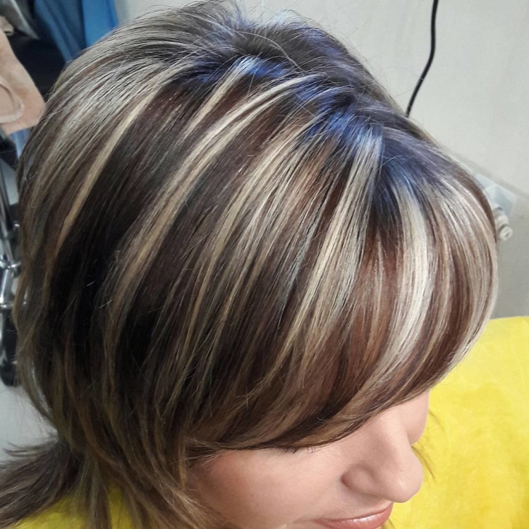 Hair highlighting in two colors