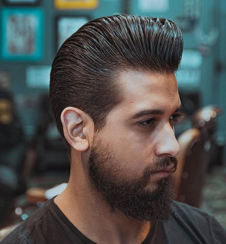 Hawk hairstyle for men