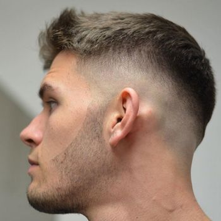 Hawk hairstyle for men