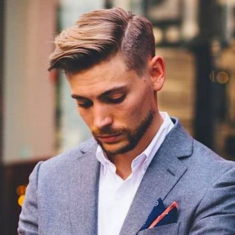 Hawk hairstyle for men