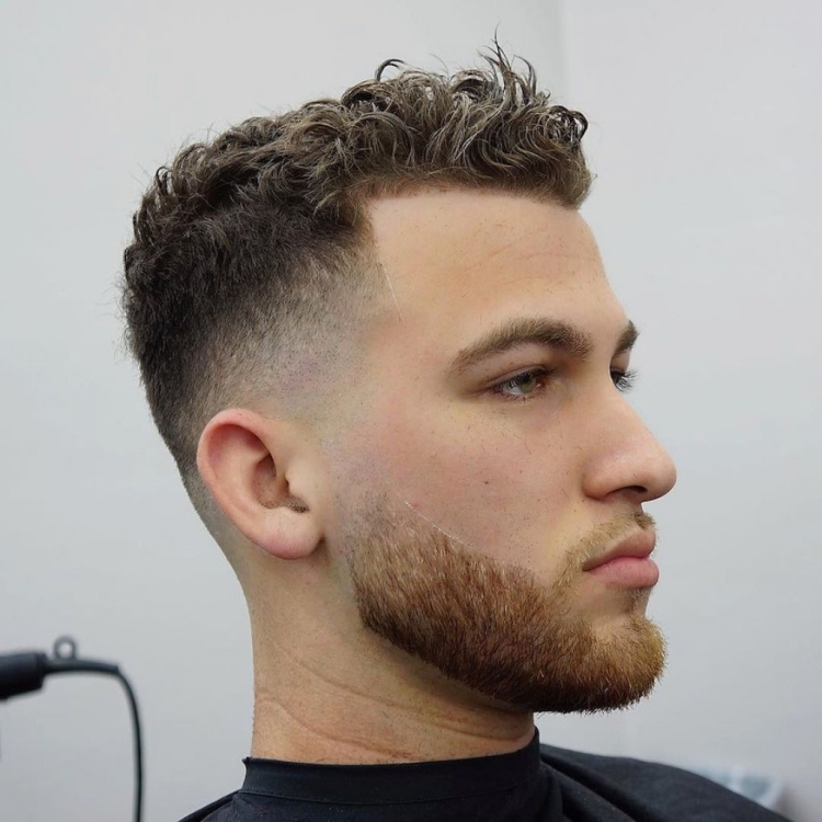 Men's haircuts for curly hair