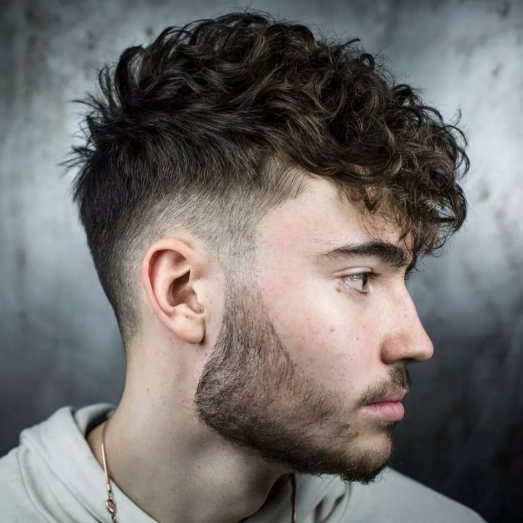 Men's haircuts for curly hair