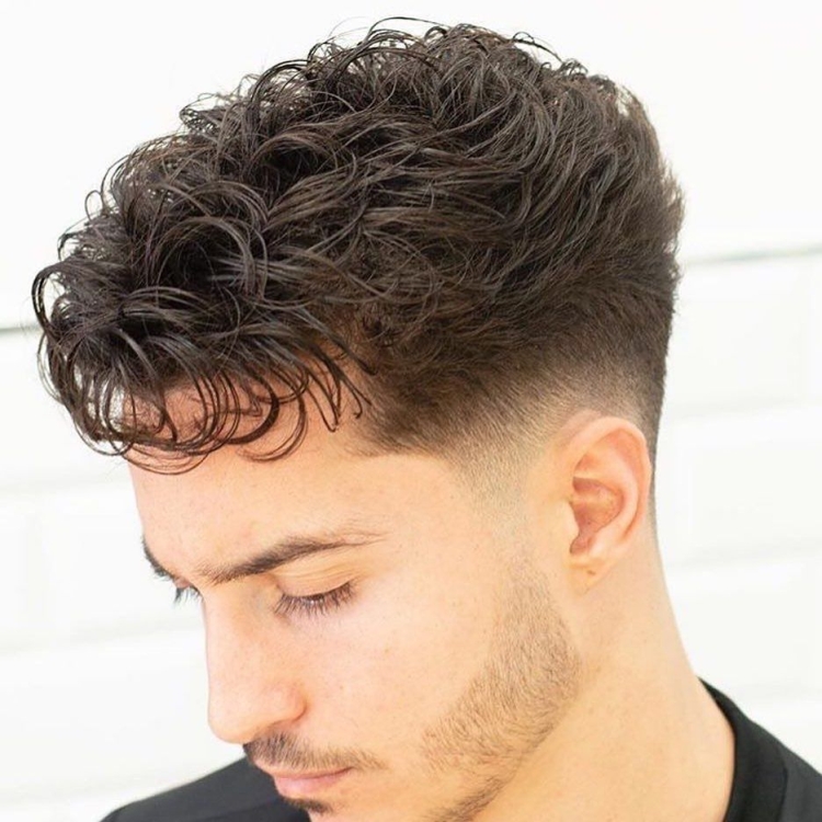 Men's haircuts for curly hair