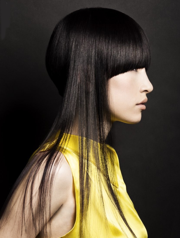 Asymmetrical haircuts for long hair