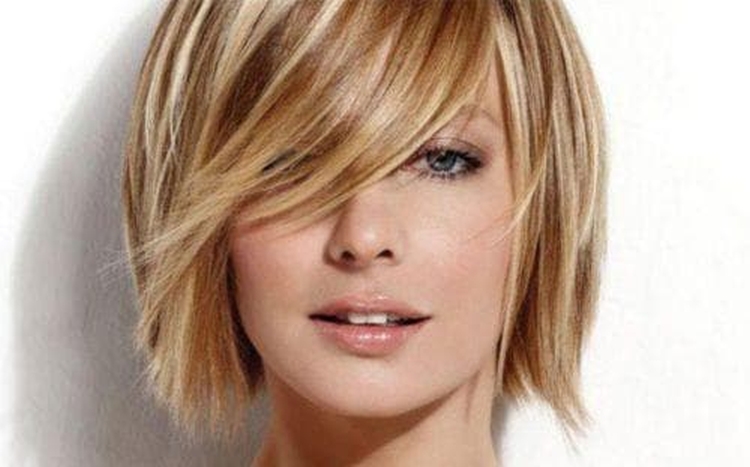 Colored highlights for short hair