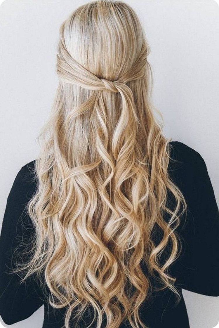 Light hairstyles with loose hair