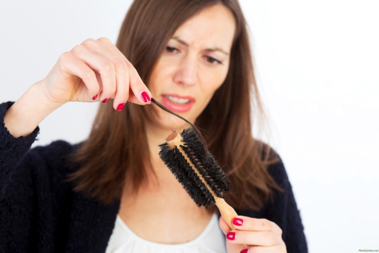 Folk remedies for hair loss in women at home