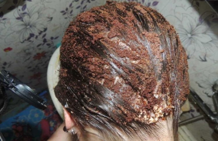 Hair mask with coffee