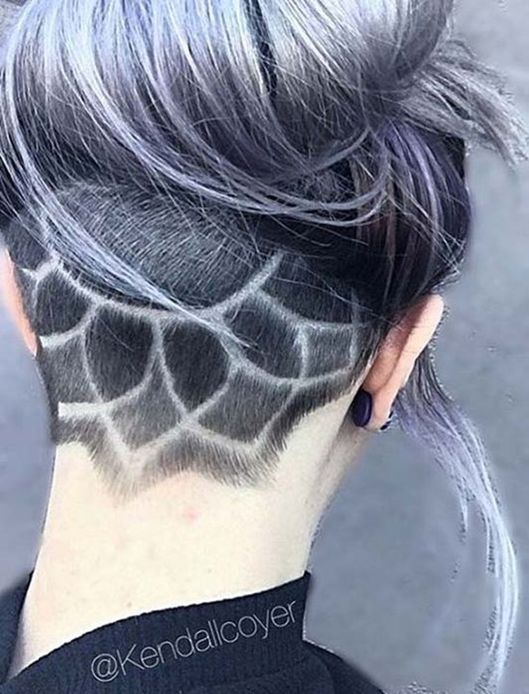 Drawing on the back of the head shaved in girls