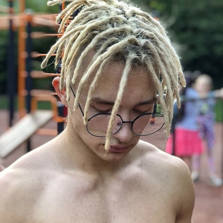 Men's dreadlocks short