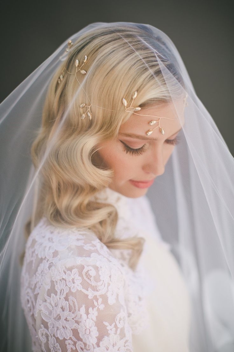 Wedding hairstyles for medium hair with a veil with bangs