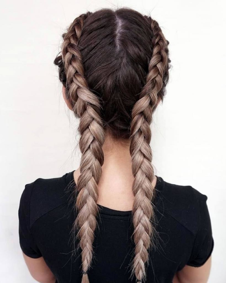 How to braid two side braids of yourself