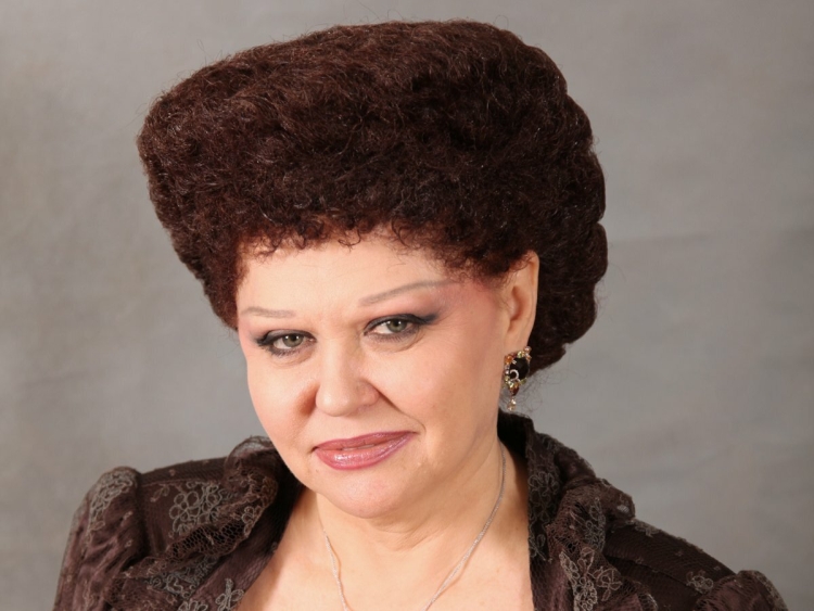 Valentina Petrenko's hairstyles