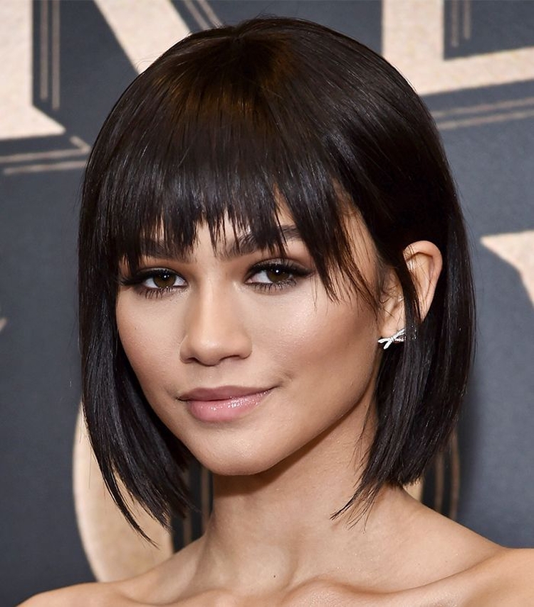 How to profile bangs at home