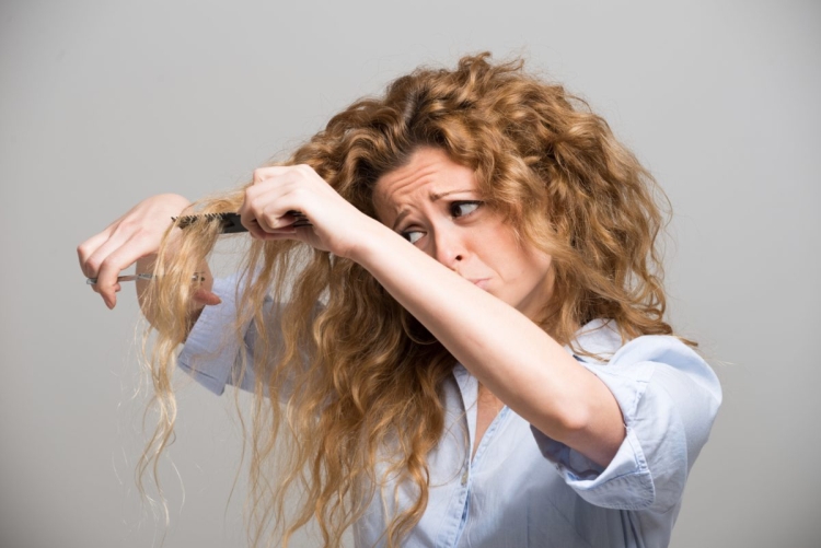 How to untangle tangles in your hair