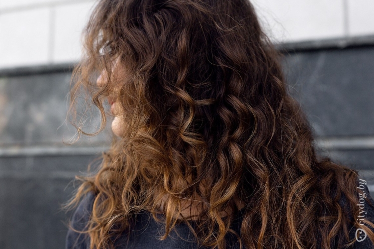 What to do to prevent frizz from hair