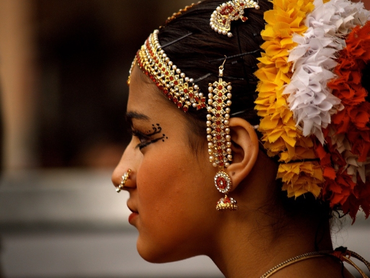 Indian hairstyles