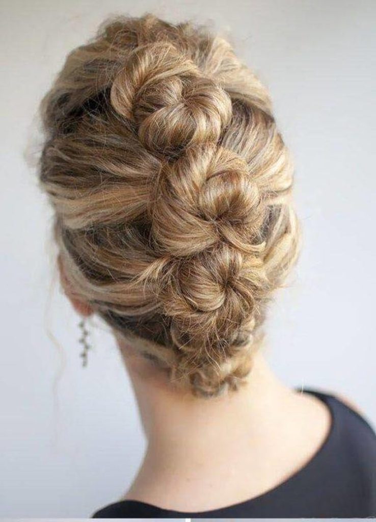 Hairstyles for physical education for girls of 13 years old