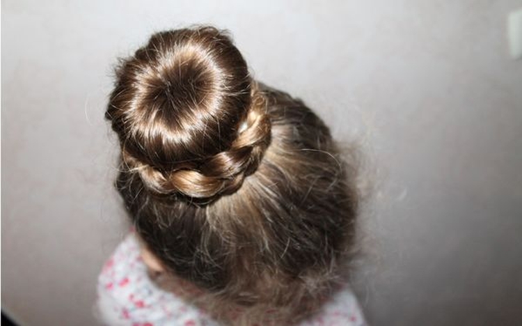 Hairstyles for school for girls 14 years old