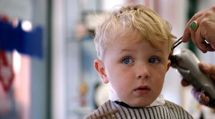 How to cut a baby boy with a clipper and scissors at home