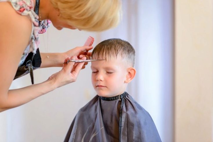 How to cut a baby boy with a clipper and scissors at home