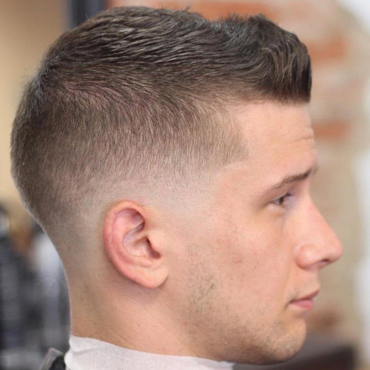 Men's haircuts for a round face