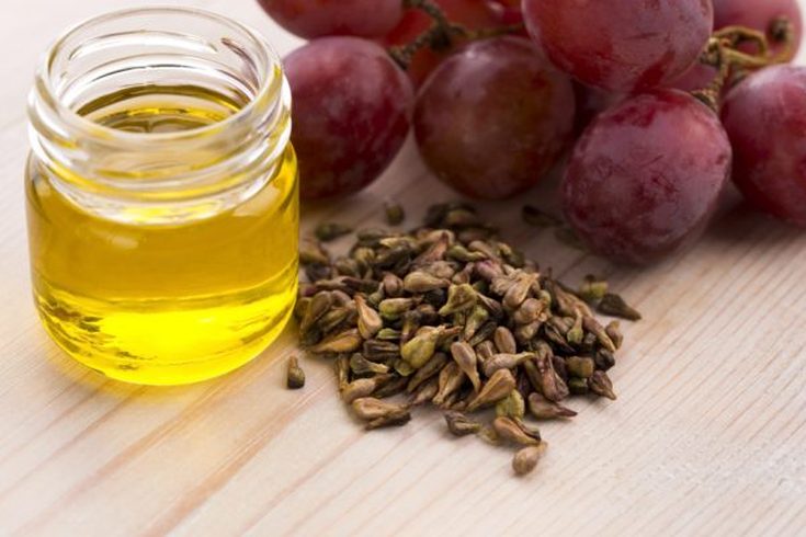 Grape seed oil for hair