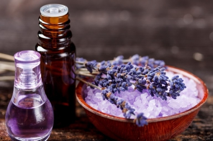 Lavender oil for hair