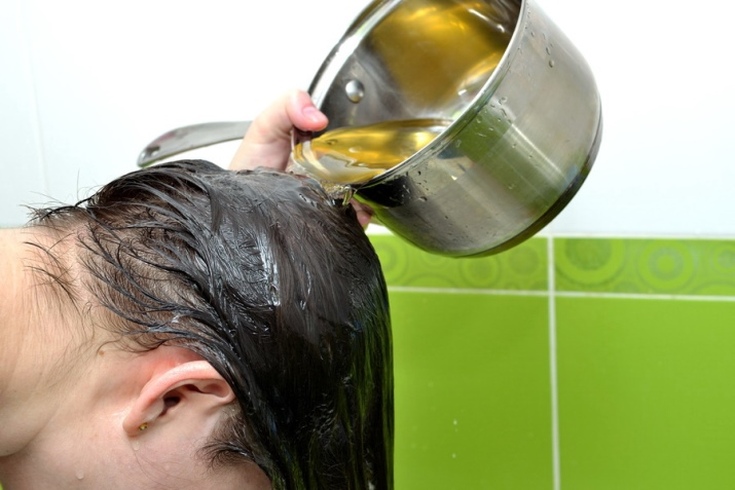 Macadamia oil for hair