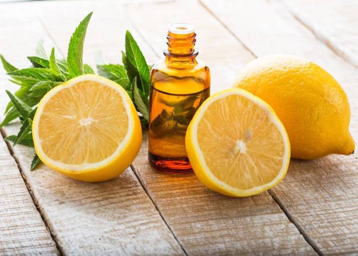 Lemon oil for hair