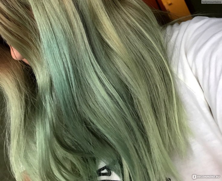 How to remove greens from hair after dyeing