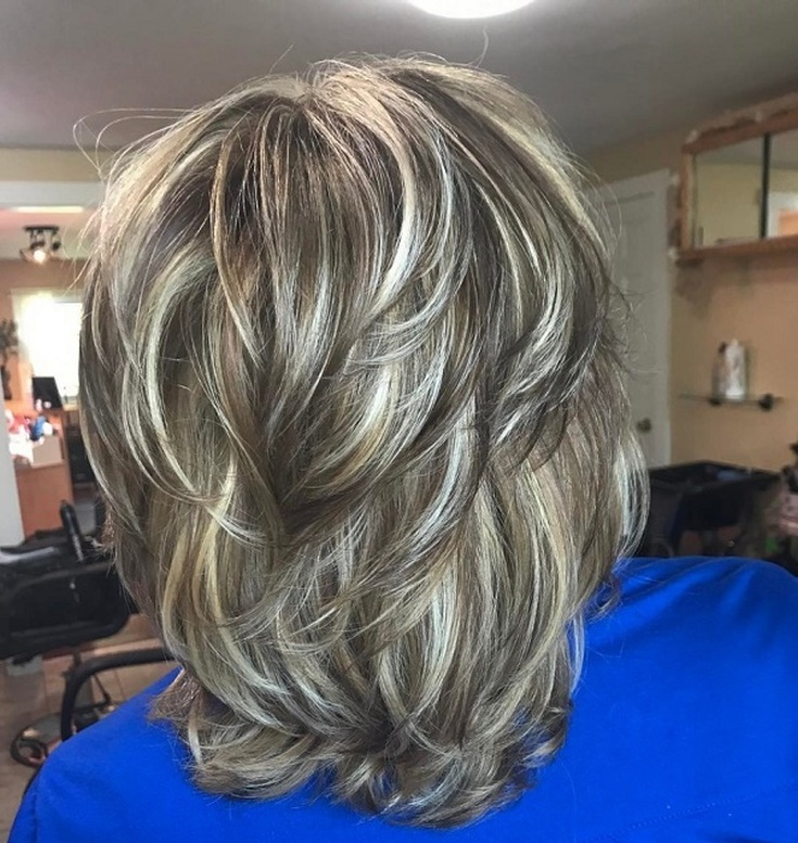 Highlighting on a haircut cascade - the best techniques for straight and curly hair