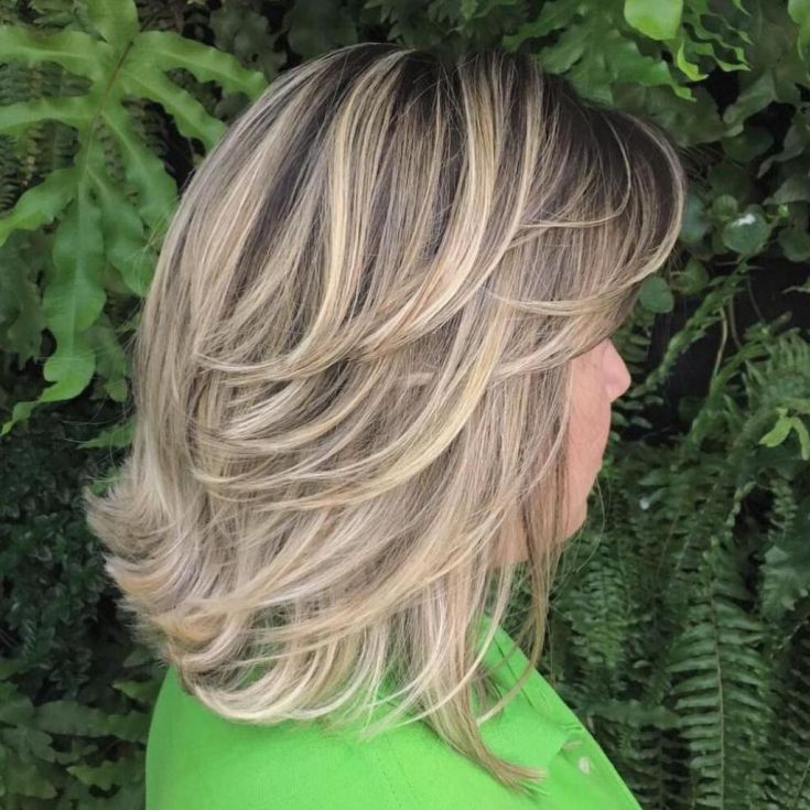 Highlighting on a haircut cascade - the best techniques for straight and curly hair