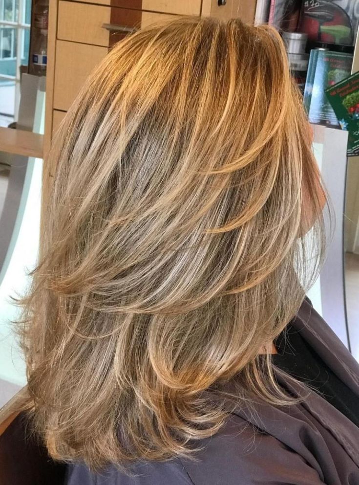 Highlighting on a haircut cascade - the best techniques for straight and curly hair